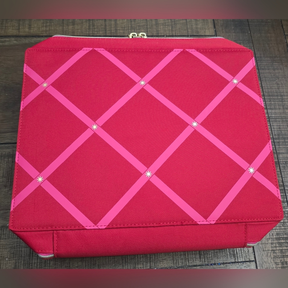 Estee Lauder Red Christmas Holiday 2021 Case Makeup Cosmetic Travel Bag Tote - Picture 10 of 11
